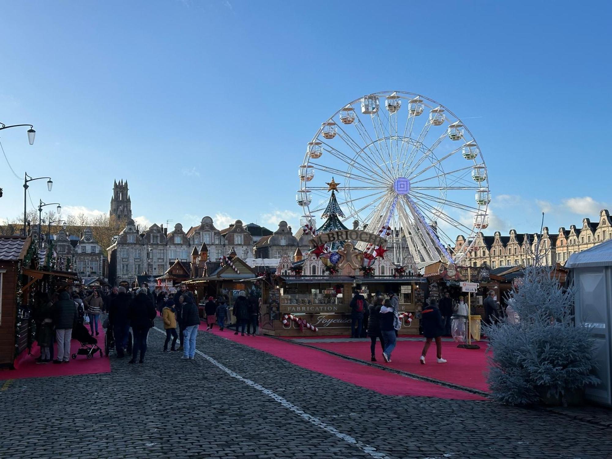 Les Coquelicots Grand Place אראס מראה חיצוני תמונה